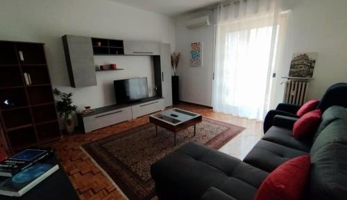 Three-Bedroom Superior Apartment