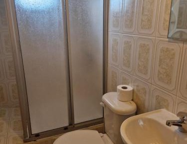 Quadruple Room with Private Bathroom
