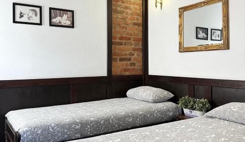 Twin Room with Private Bathroom