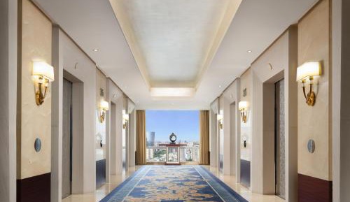 Deluxe Double Room with City View