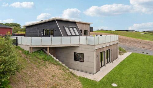 Four-Bedroom Holiday Home