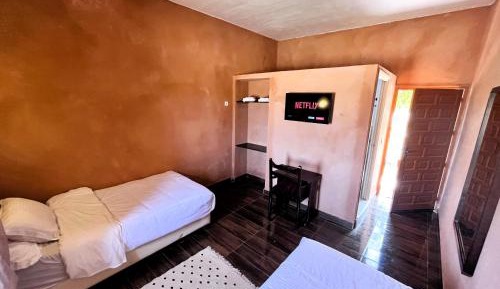 Twin Room with Private Bathroom