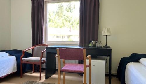 Twin Room with Private Bathroom