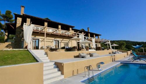 Deluxe Villa