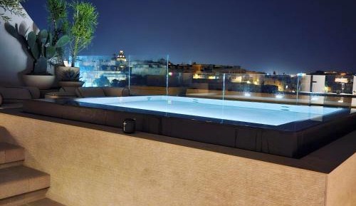 Three-Bedroom Deluxe Apartment