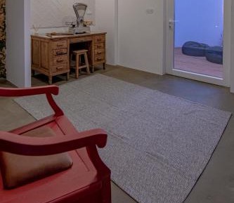 Deluxe Queen Studio 
