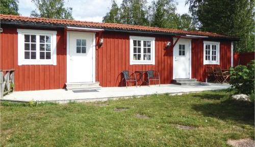 One-Bedroom Holiday Home