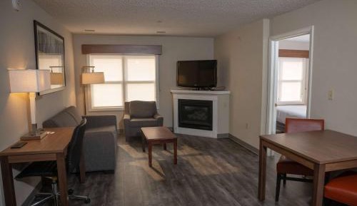 Two-Bedroom Suite - Non-Smoking