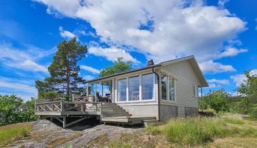 Four-Bedroom Holiday Home