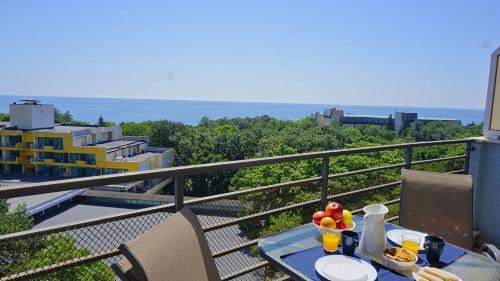 Two-Bedroom Apartment with Sea View