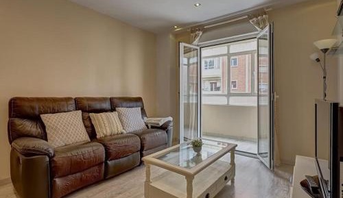 Three-Bedroom Apartment with Balcony