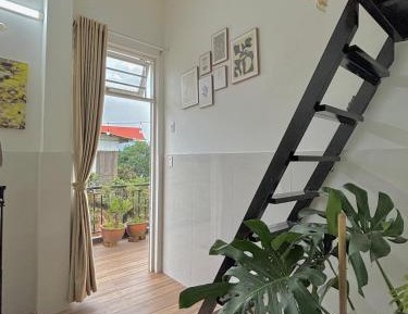 Single Room with Mountain View