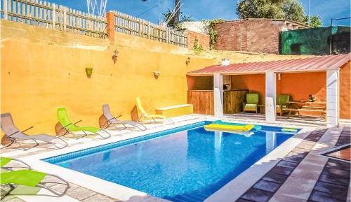 Three-Bedroom Holiday Home 