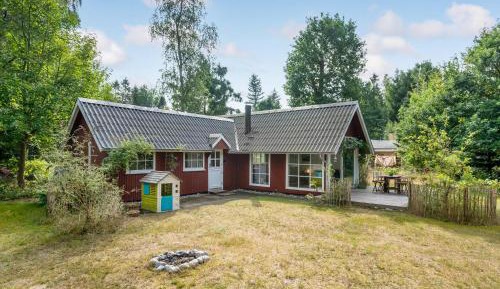 Two-Bedroom Holiday Home