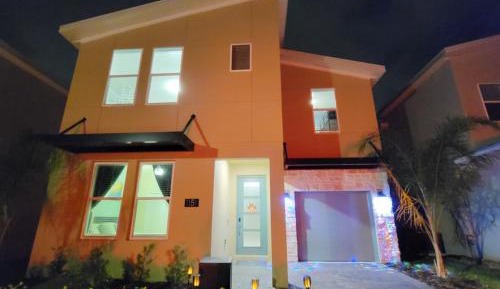 Six-Bedroom House