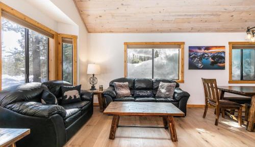 Three-Bedroom Townhouse