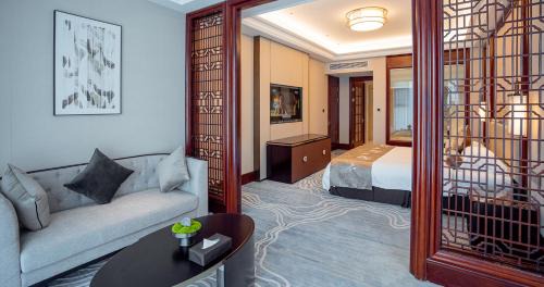 Mainland Chinese Citizens- Executive Suite
