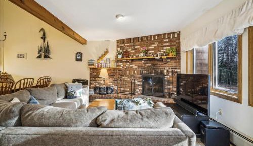Three-Bedroom Townhouse