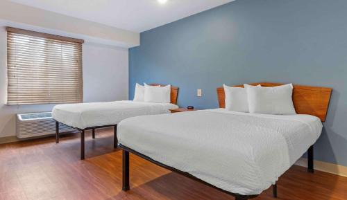 Double Room with Two Double Beds - Non-Smoking