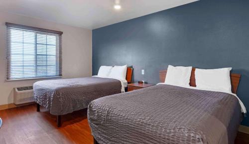 Double Room with Two Double Beds - Non-Smoking