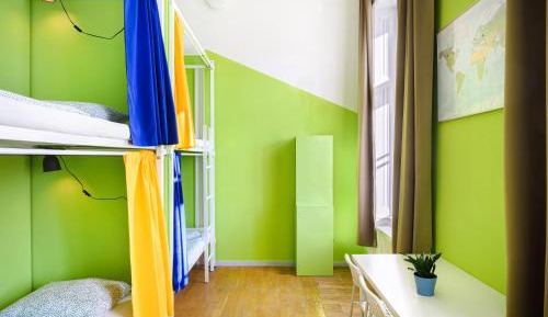 Bed in 8-Bed Mixed Dormitory Room with Private Bathroom