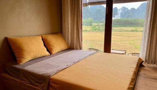 Double Room with Mountain View