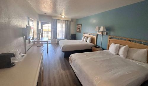 Double Room with Two Double Beds - Non-Smoking