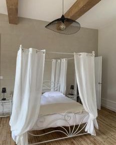 Queen Room with Garden View