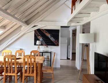 Three-Bedroom Apartment with Mountain View