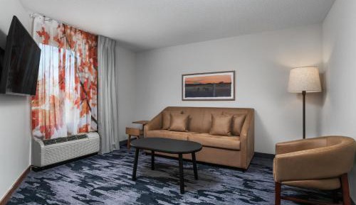 One-Bedroom King Suite