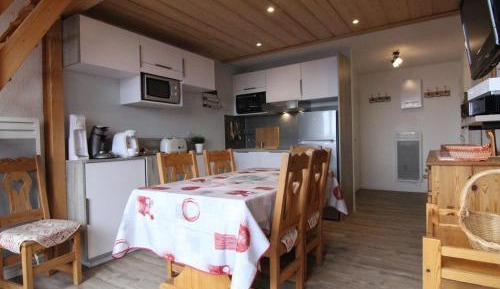 Apartment (6 Adults)