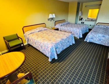 Basic Triple Room