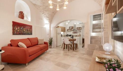 Superior One-Bedroom Apartment with Balcony