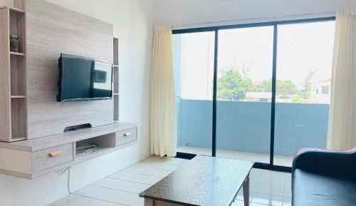 Three-Bedroom Townhouse
