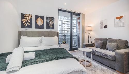 One-Bedroom Apartment