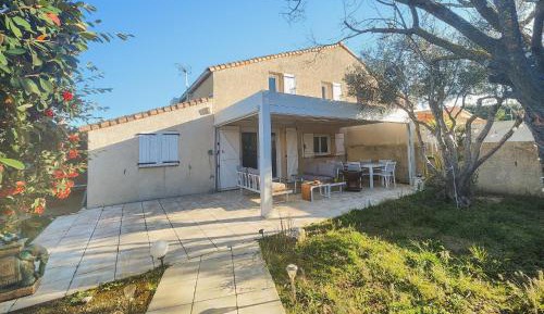 Two-Bedroom Holiday Home