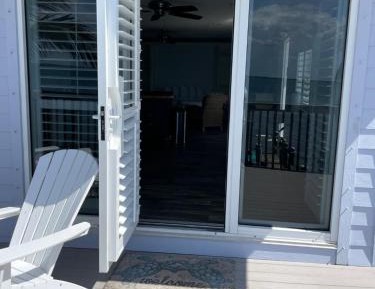 Suite with Lake View