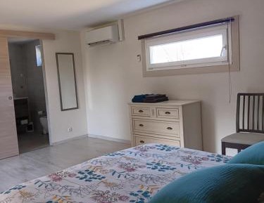 Queen Room with Garden View