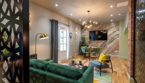 Penthouse Apartment