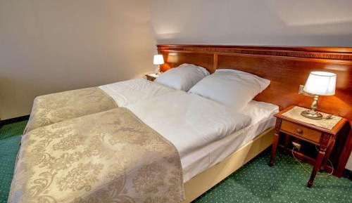 Large Single Room