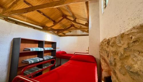 Bed in 6-Bed Mixed Dormitory Room