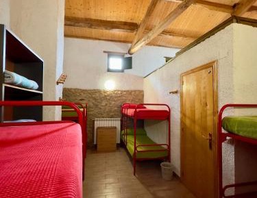 Bed in 8-Bed Mixed Dormitory Room