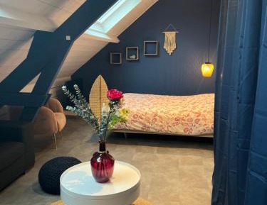 Double Room with Shared Toilet