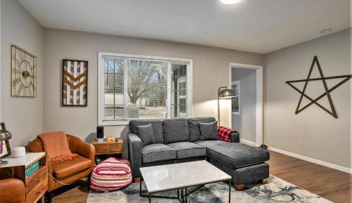 Three-Bedroom Holiday Home 