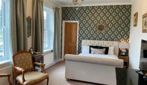 Superior King Room
