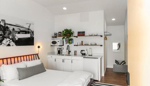 One-Bedroom Holiday Home