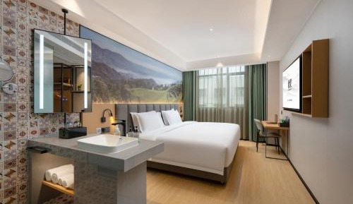 Business King Room