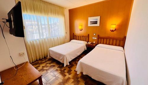 Economy Twin Room