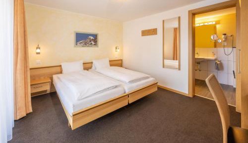Economy Double Room