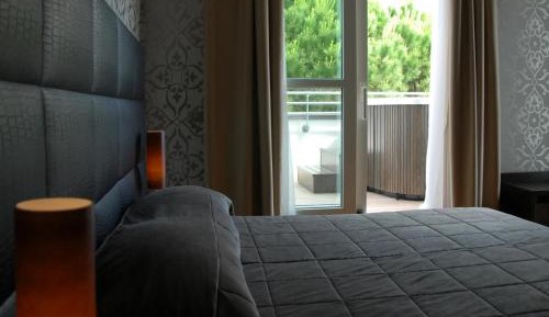 Deluxe Double or Twin Room with Hot Tub